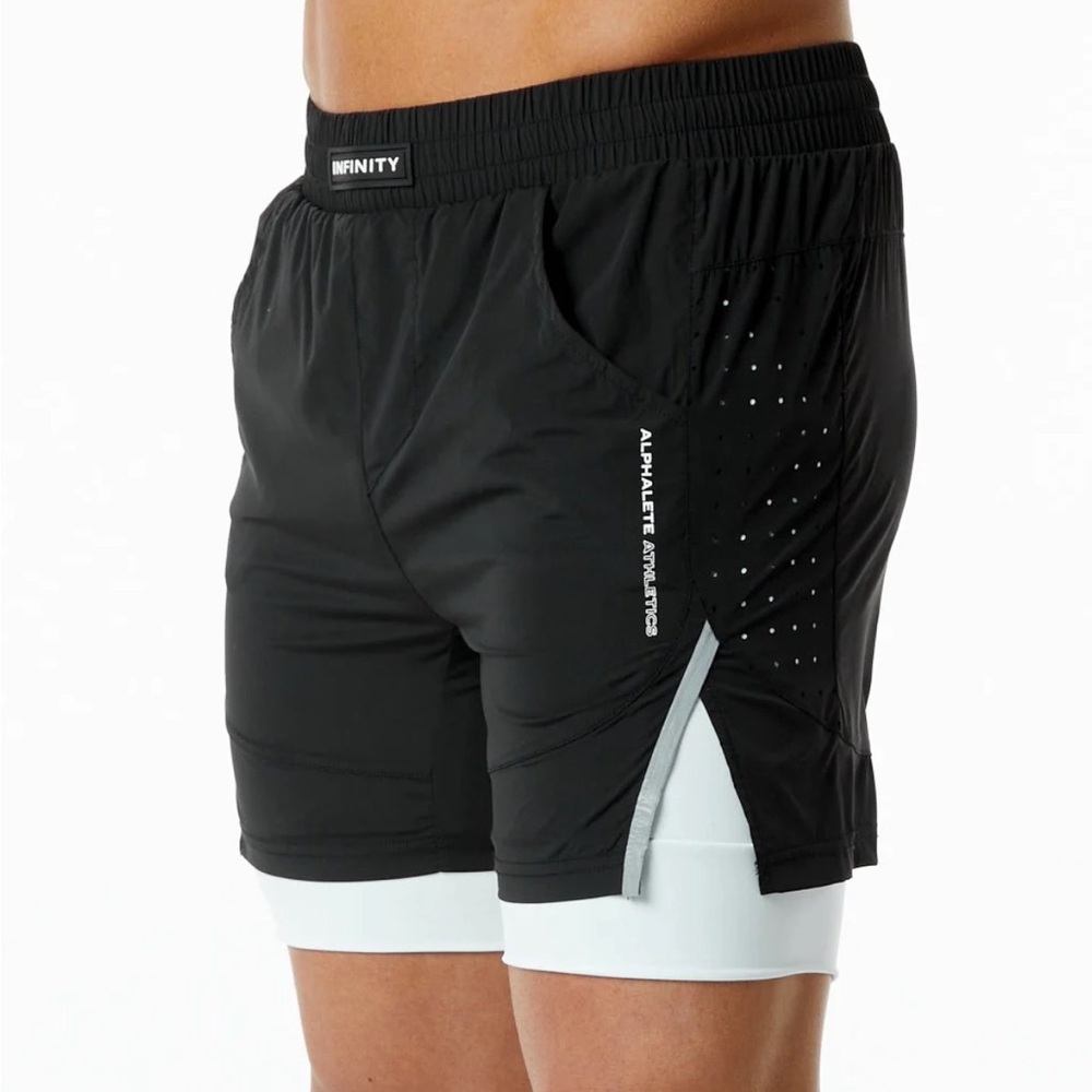 Alphalete Infinity Speed Shorts 5.5” black, lined, medium